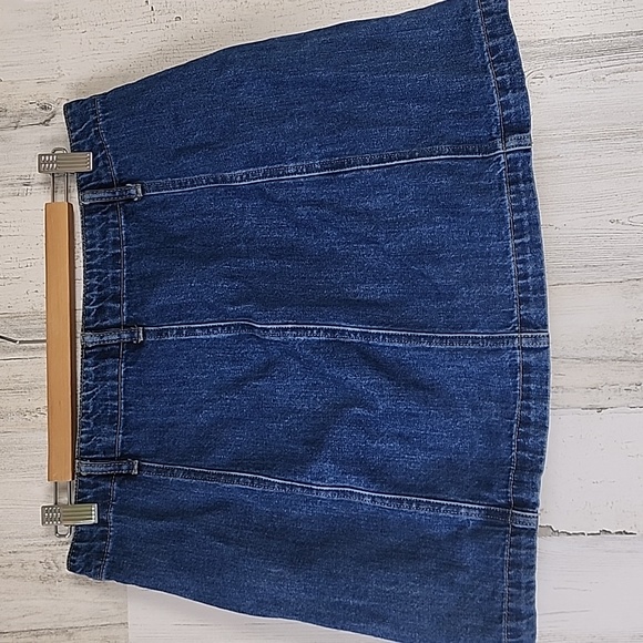 Forever 21 blue denim jeans mini skirt exposed button up pockets Y2K Size 31 - Picture 3 of 6